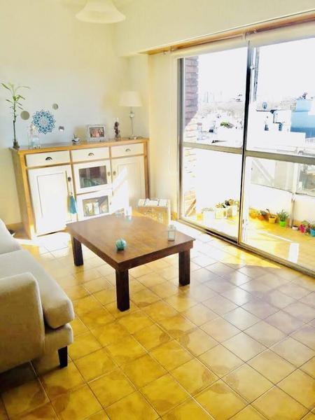 Foto de Departamento 2 Ambientes en Venta – 2 Cuadras del Mar Cochera | Balcón, imagen 4