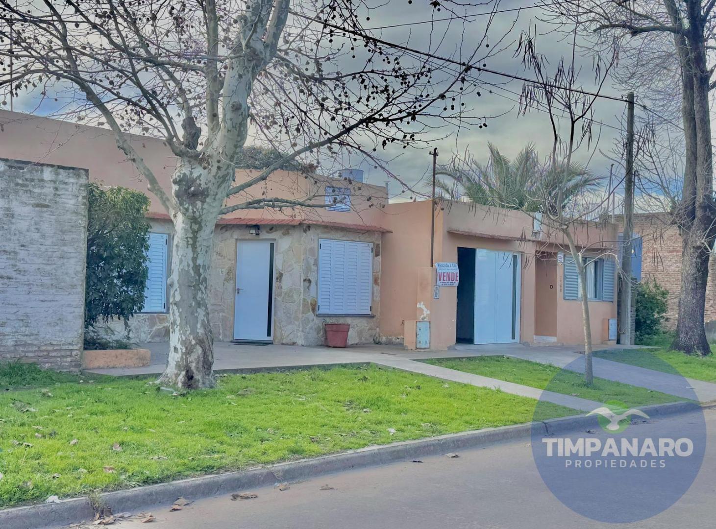 Casa + Departamento en Saladillo