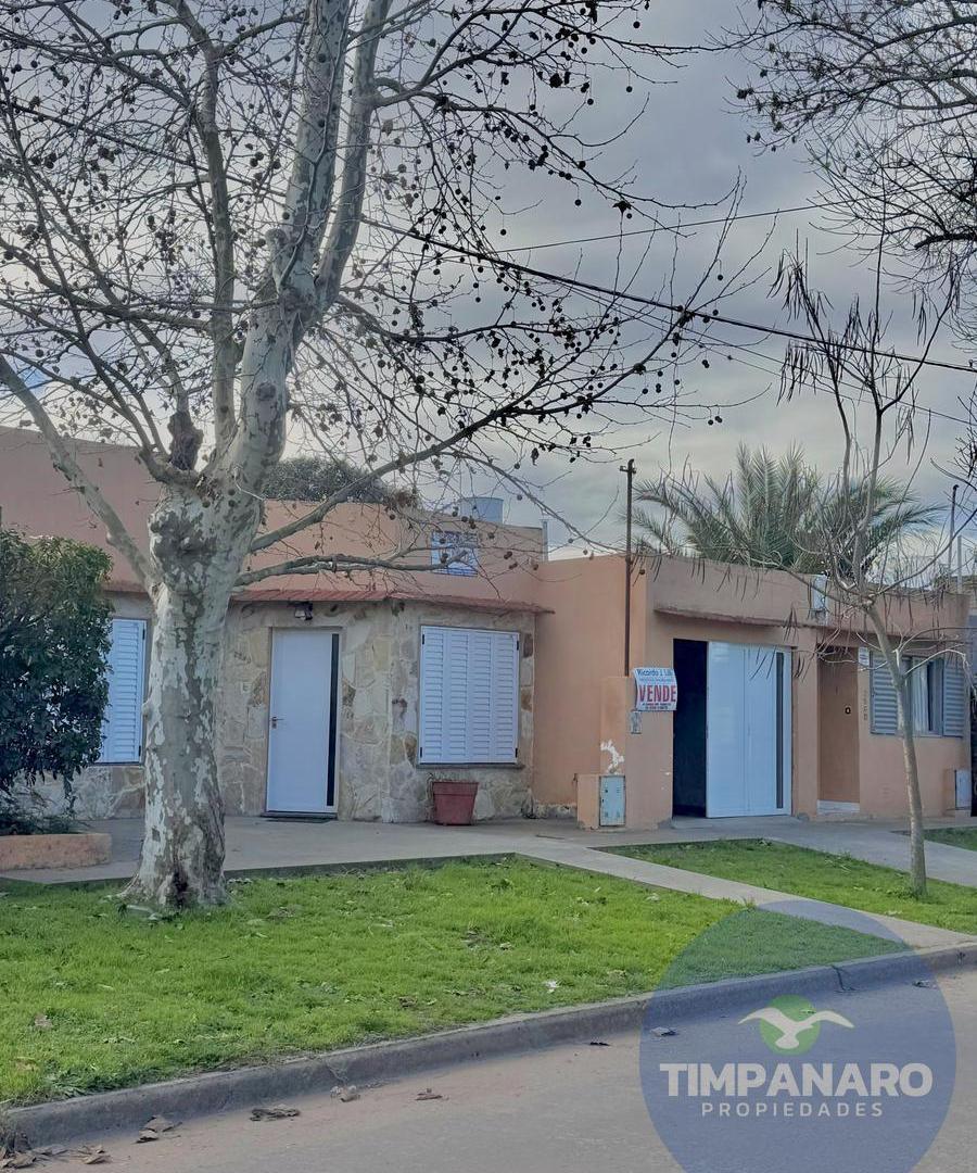 Foto de Casa + Departamento en Saladillo, imagen 1