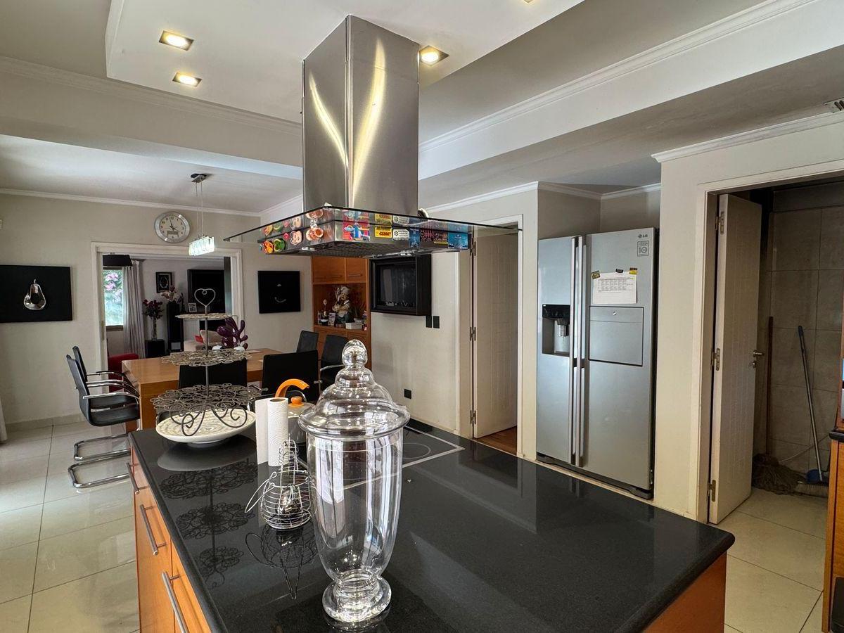 Venta Casa Tres Dorm. con Pileta en Country San Isidro Villa Allende 2