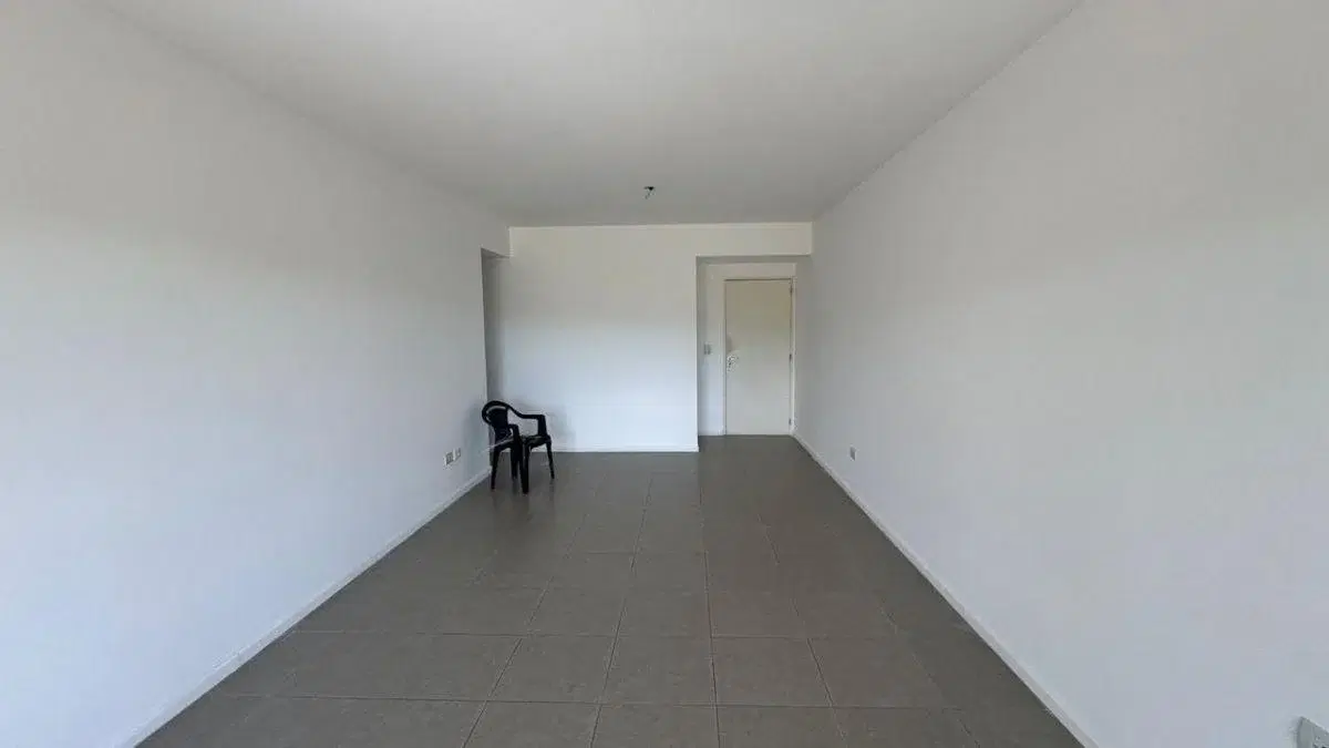 Venta departamento dos dormitorios con cochera en complejo Milenica IV autopista Córdoba Carlos Paz 5