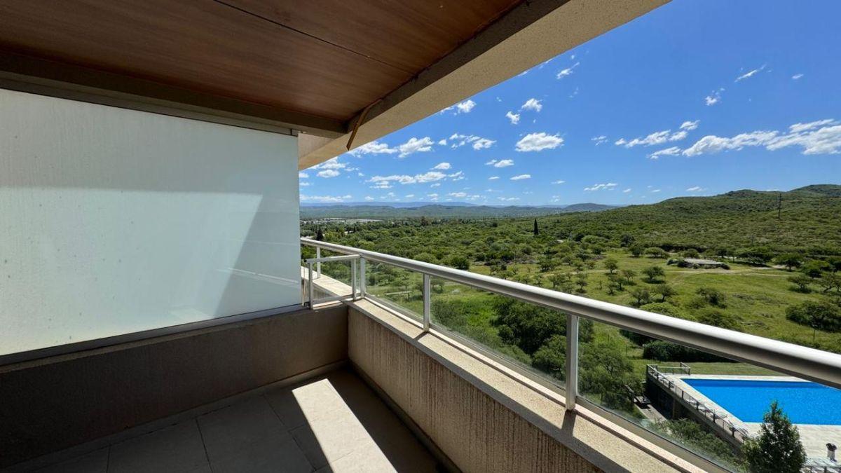 Foto de Venta departamento dos dormitorios con cochera en complejo Milenica IV, imagen 4