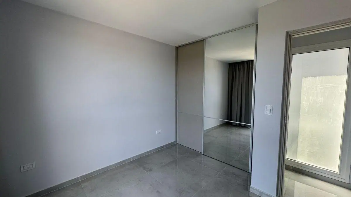 Alquiler departamento categoria un dormitorio con cochera en condominio Harmonie Chateau 5