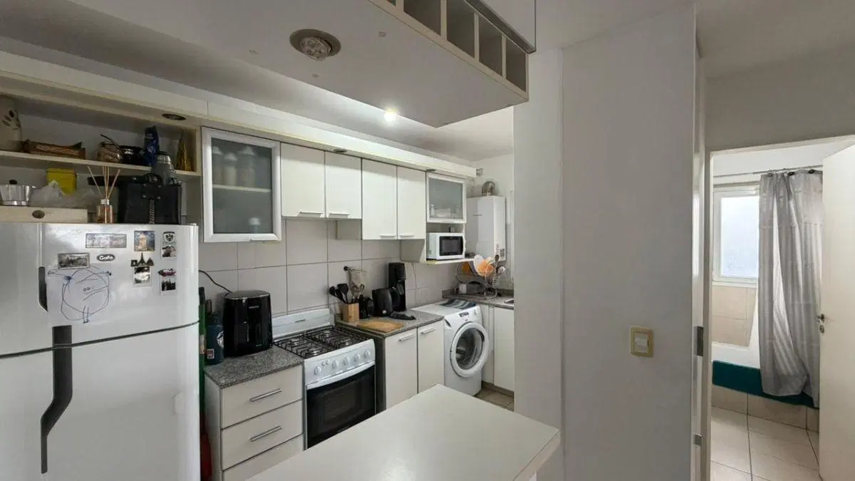 Venta departamento un dormitorio con balcón en complejo cerrado Alta Cordoba 2