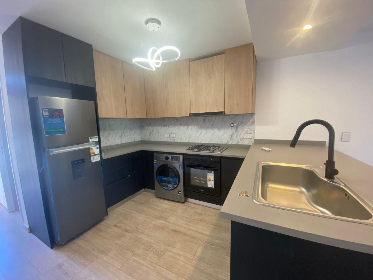 Foto de PH A ESTRENAR CON JARDÍN, GALERÍA, COCHERA – VILLA ADELINA, A 2 CUADRAS, imagen 2