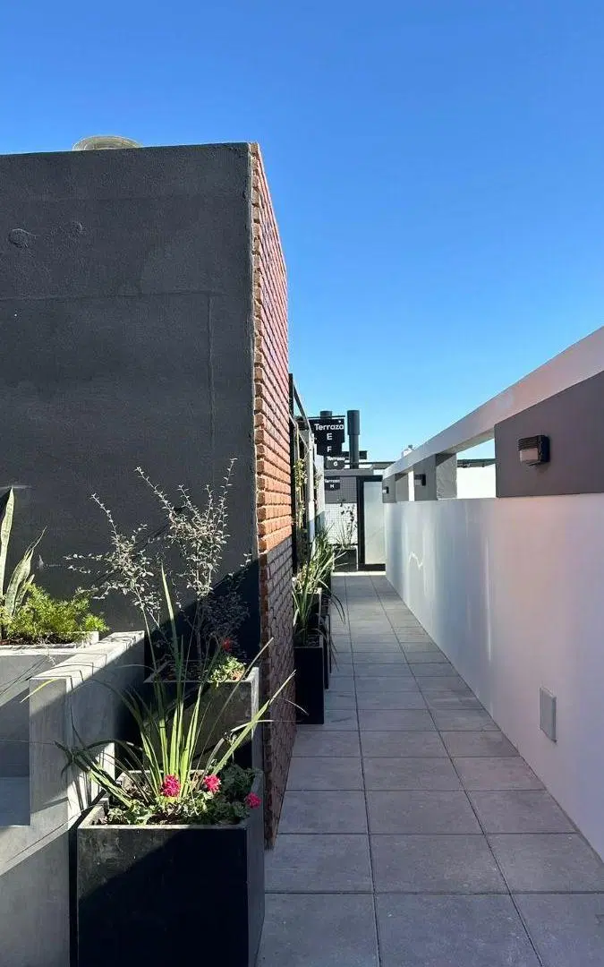 DEPTO DE 1 DORMITORIO 8