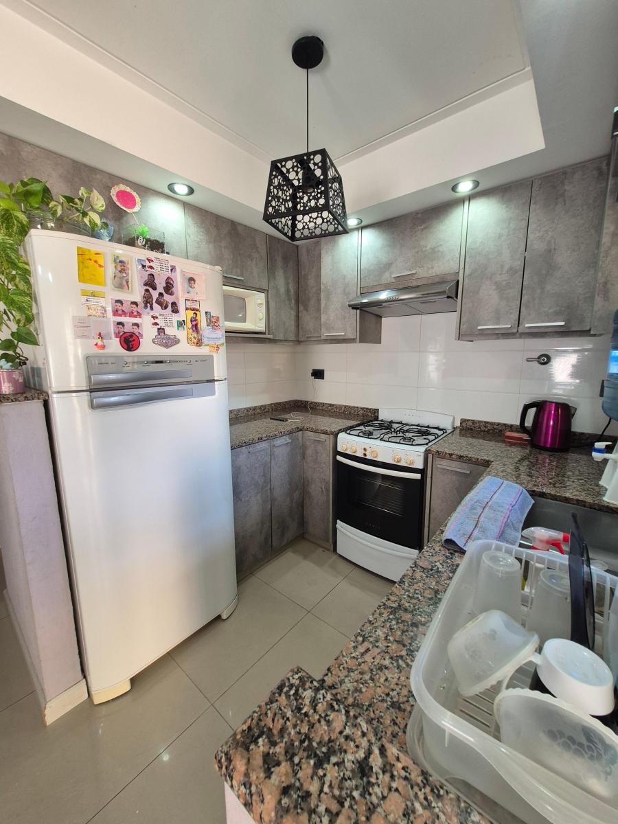 PH / Casa de 5 Ambientes en Venta en Lanús Este 4