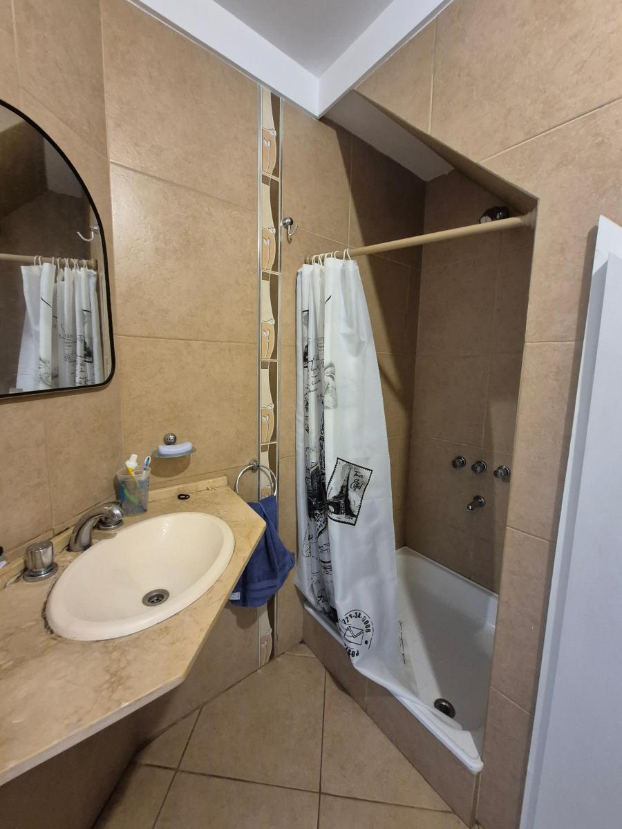 Departamento de 3 Ambientes en Duplex en Venta en Lanús Este 1