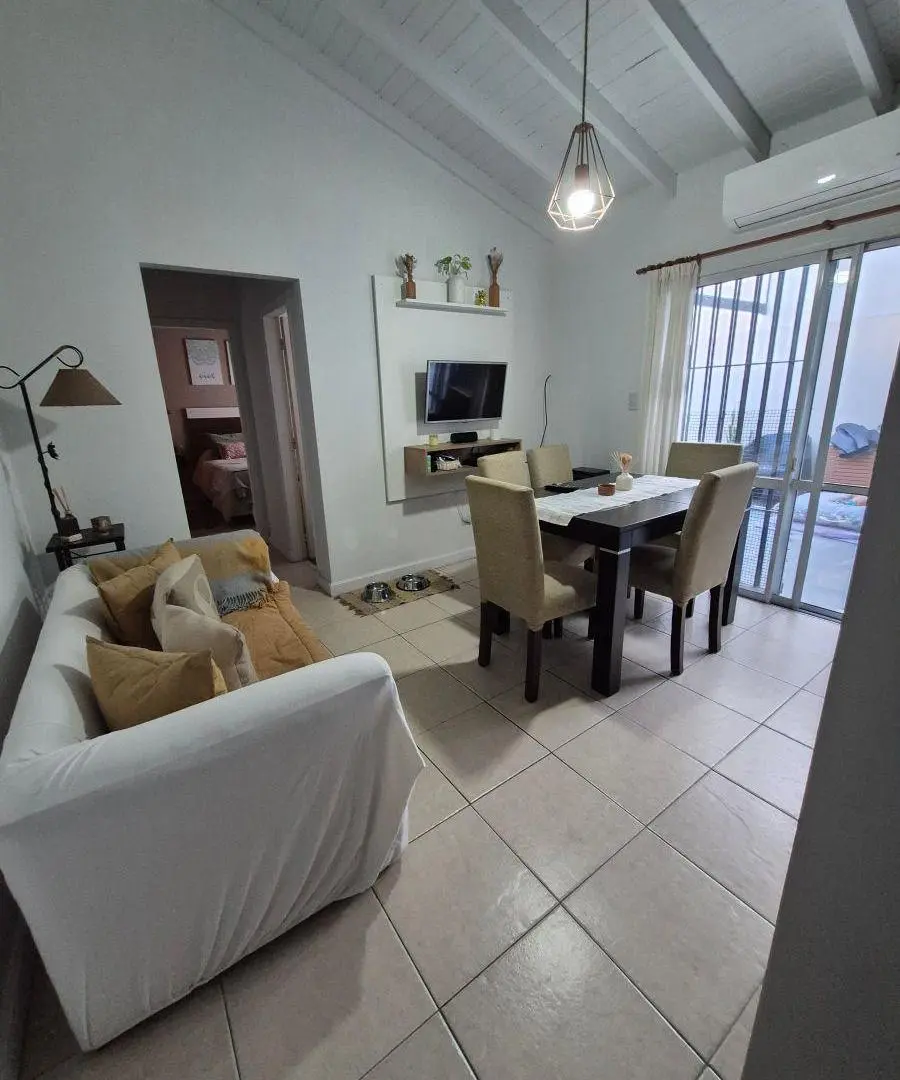 PH de 2 ambientes con patio en venta en Lanús Este 3