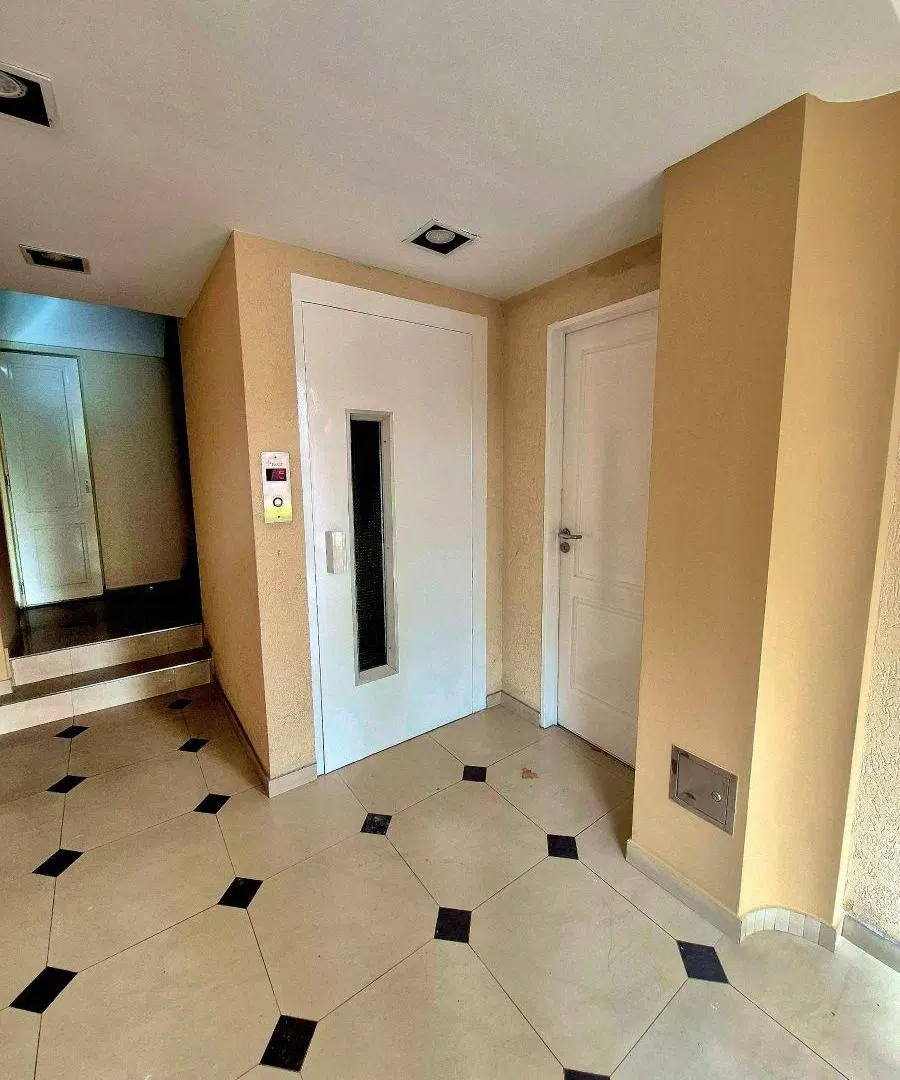 Semipiso de 3 ambientes en venta en duplex en Lanús Este 5