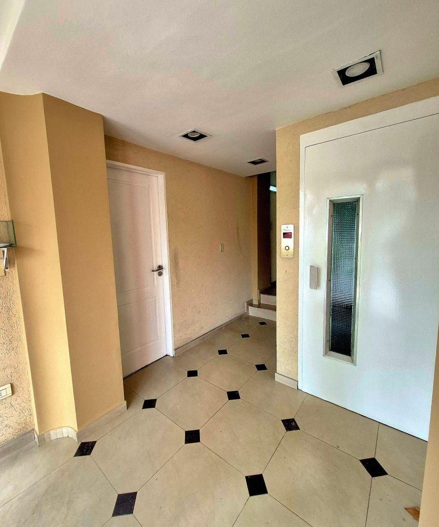 Foto de Semipiso de 3 ambientes en venta en duplex en Lanús Este, imagen 1