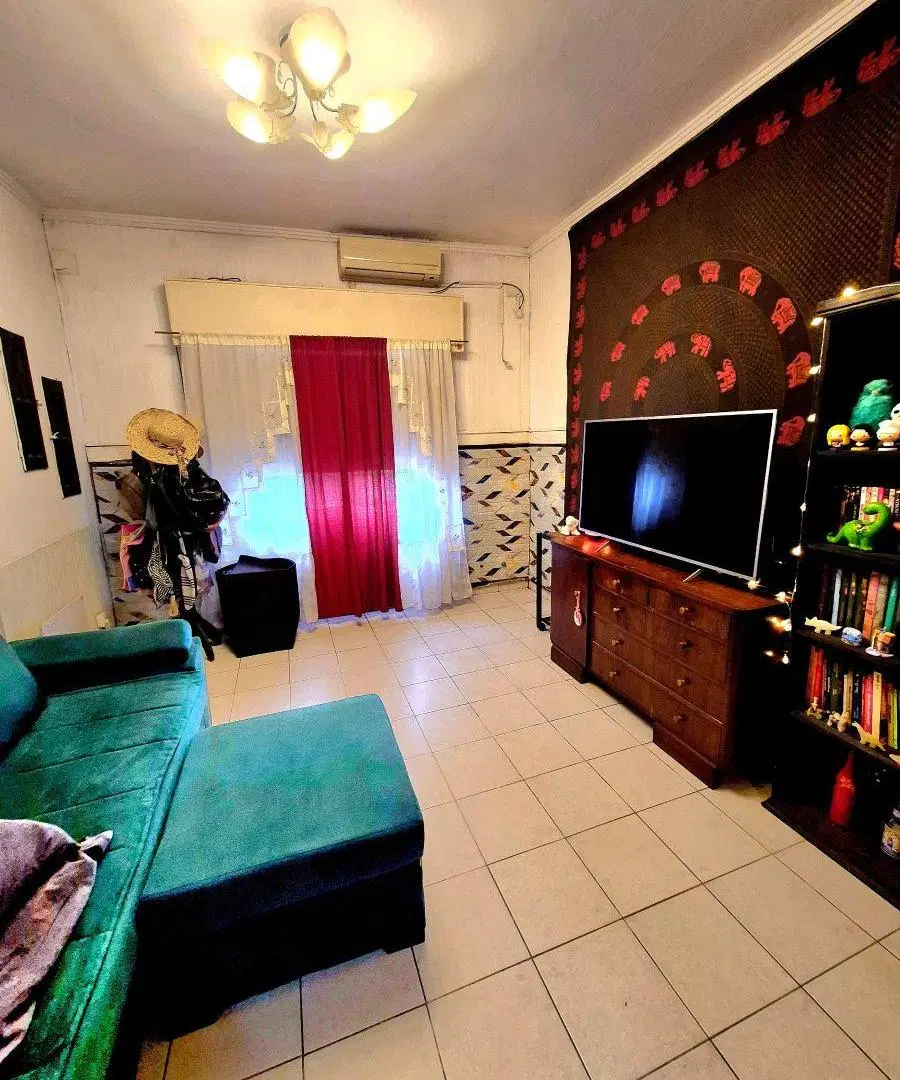 Casa de 4 ambientes en venta en Lanús Este 3