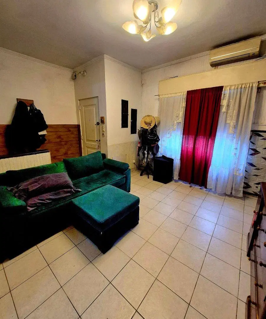 Casa de 4 ambientes en venta en Lanús Este 2