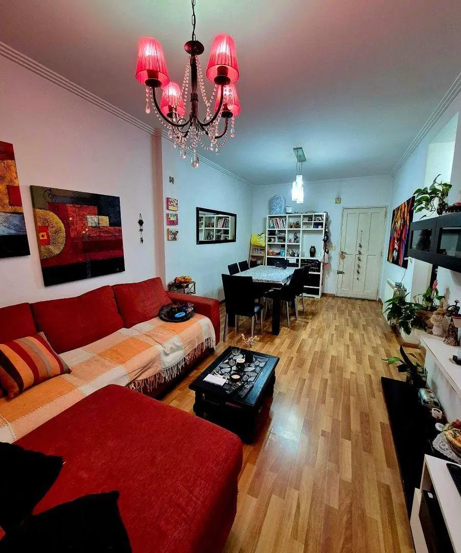Departamento de 3 ambientes con cochera en venta en Lanús Este 3