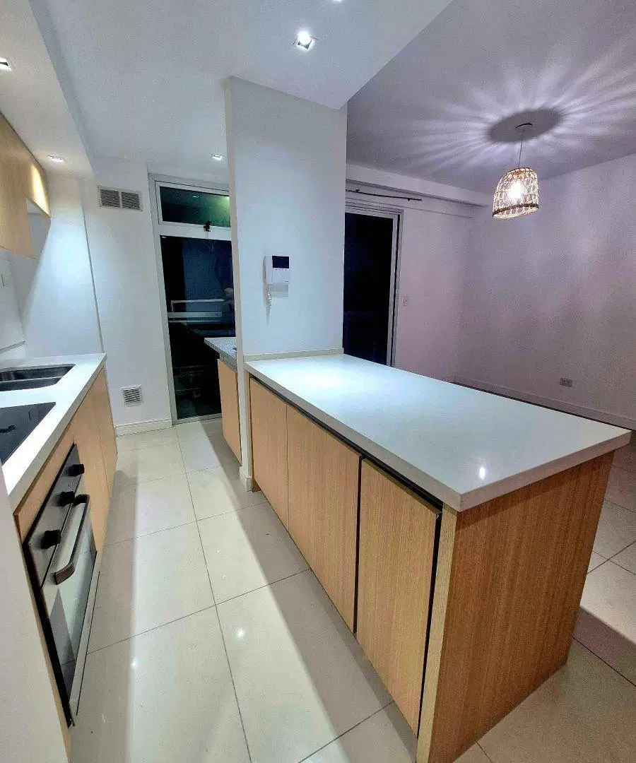 Semipiso de 2 ambientes con balcón al frente en Lanús Oeste en Venta 3