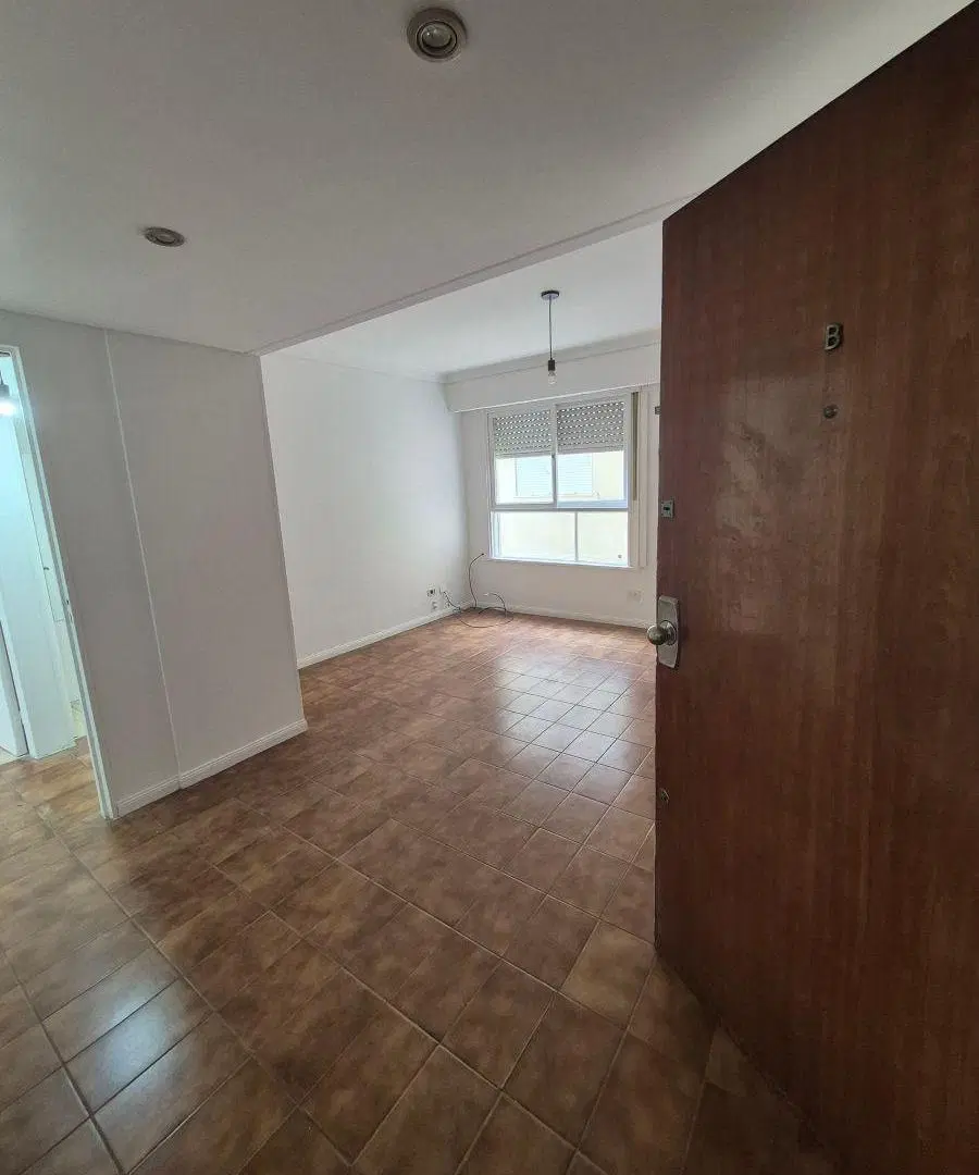 Departamento de 3 ambientes en Alquiler en Lanús Este centro 2