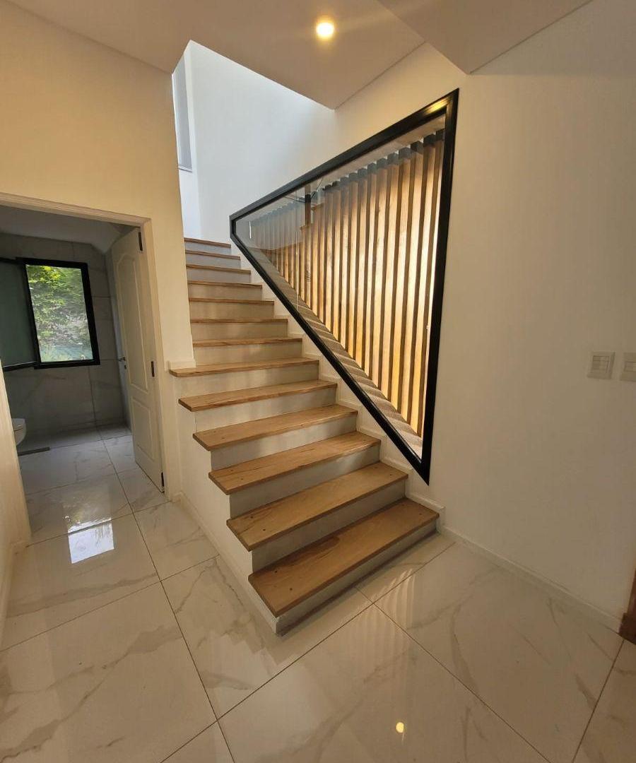 Foto de Casa de 5 ambientes en LA RESERVA DE HUDSON - VENTA / ALQUILER, imagen 4