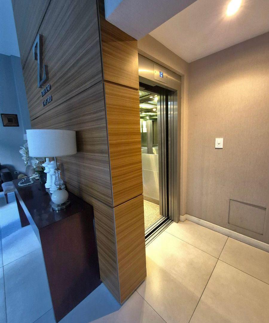 Foto de Exclusivo piso de 4 ambientes en venta y alquiler en Lomas de Zamora, imagen 2