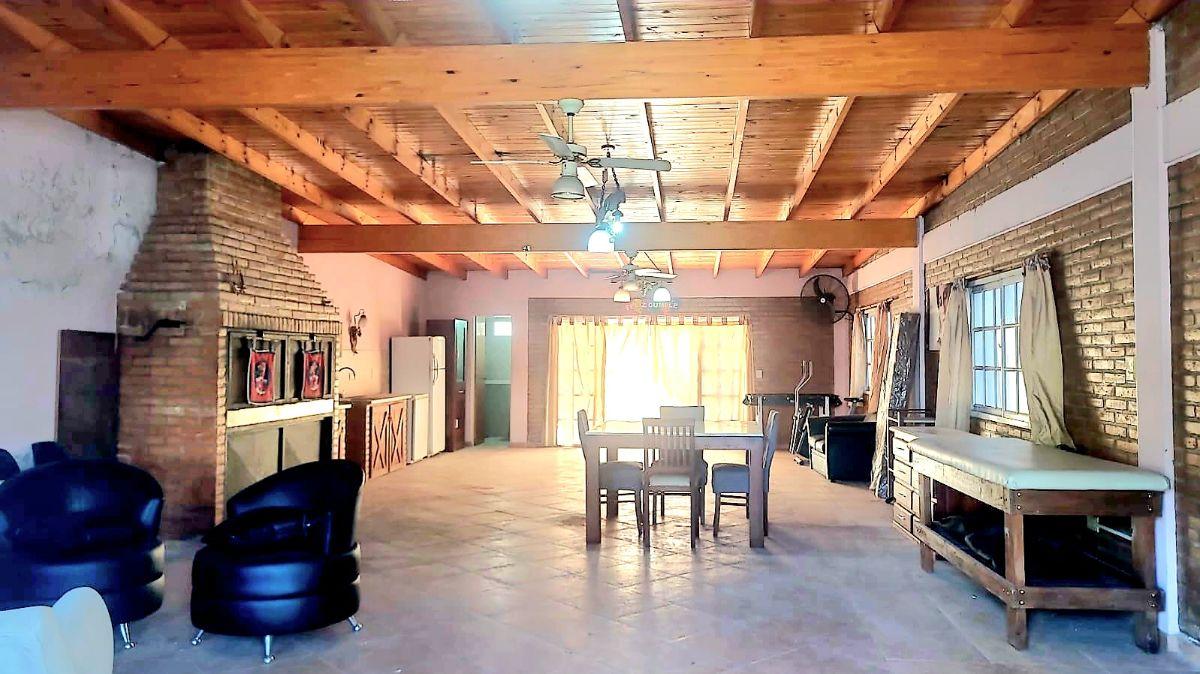 Foto de PH AL FRENTE CON PATIO EN VENTA EN LANÚS ESTE - OPORTUNIDAD, imagen 3