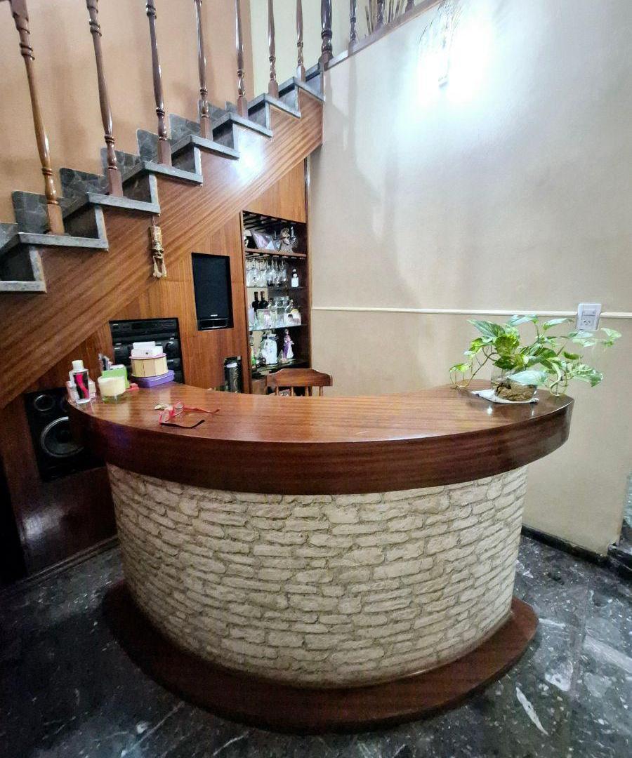 Foto de Chalet de 4 ambientes con parque y piscina en Venta Monte Chingolo, imagen 5