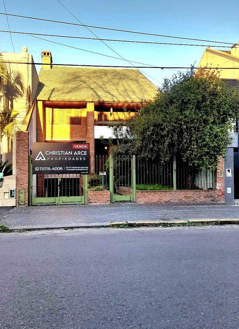 Foto de Importante Casa de 7 ambientes en venta en una de las zonas más lindas, imagen 2