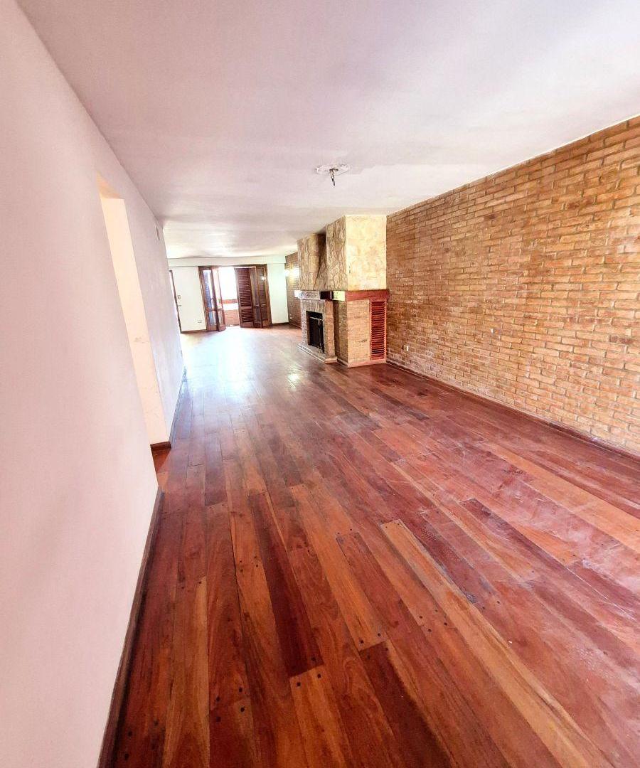 Foto de Importante Casa de 7 ambientes en venta en una de las zonas más lindas, imagen 1