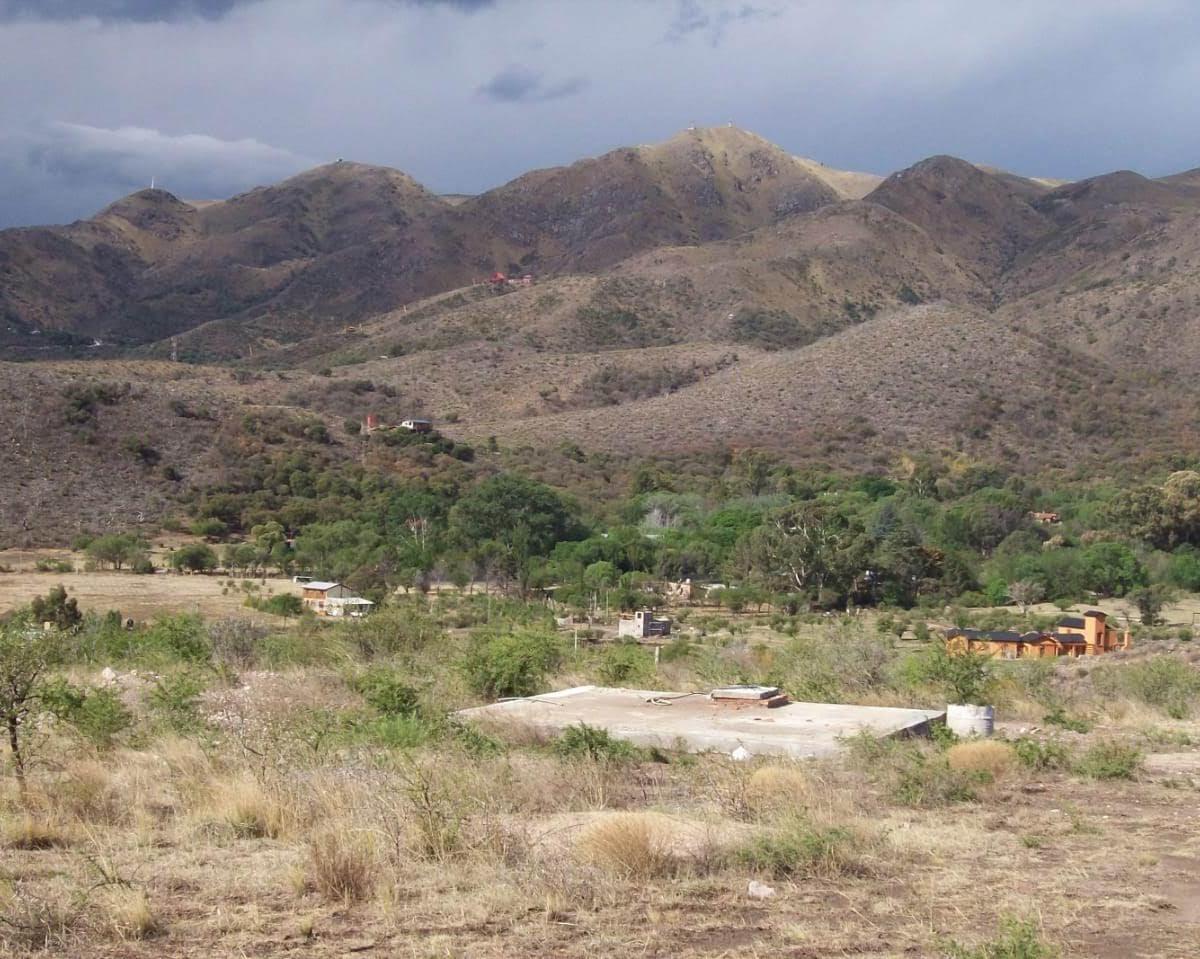 Liquido Lote en Cruz Chica, La Cumbre con Una Vista Increíble! 2