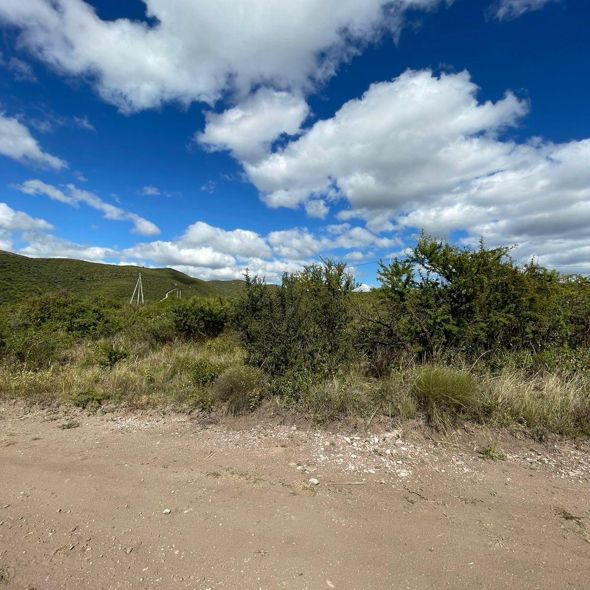 Liquido Lote en Cruz Chica, La Cumbre con Una Vista Increíble! 5