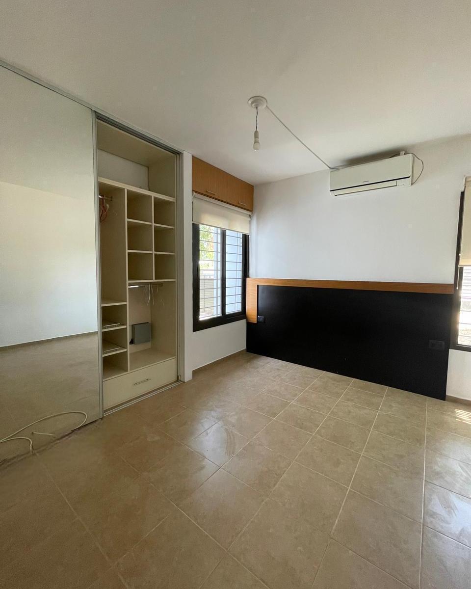 Foto de VENTA CASA 2 DORMITORIOS TALAR DE MENDIOLAZA, imagen 4