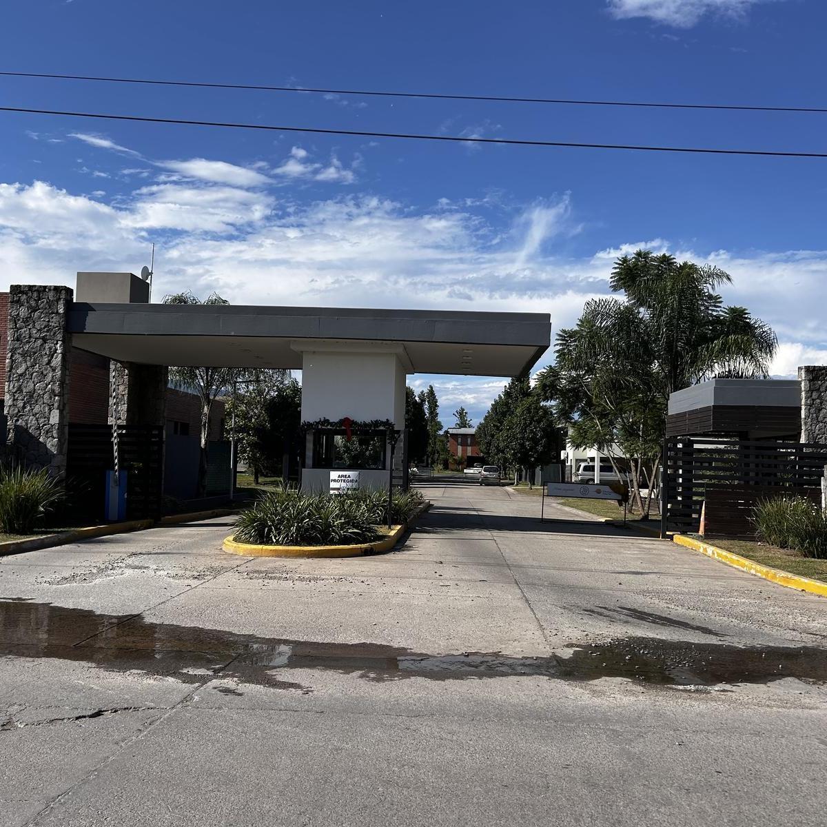 Terreno en Barrio Privado Divisadero 5