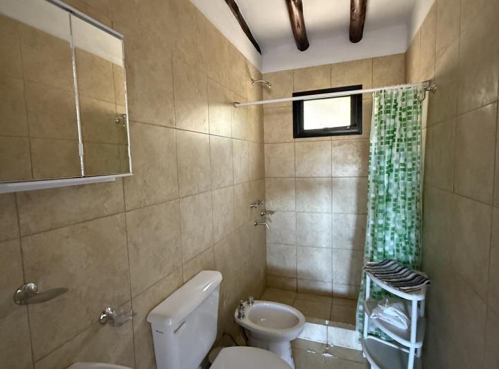 Casa en  La Quebradita sobre ruta 305 5