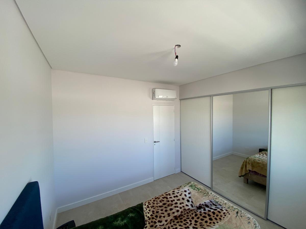 Triplex con Cochera - Terraza - Parrilla - Apto Crédito 5