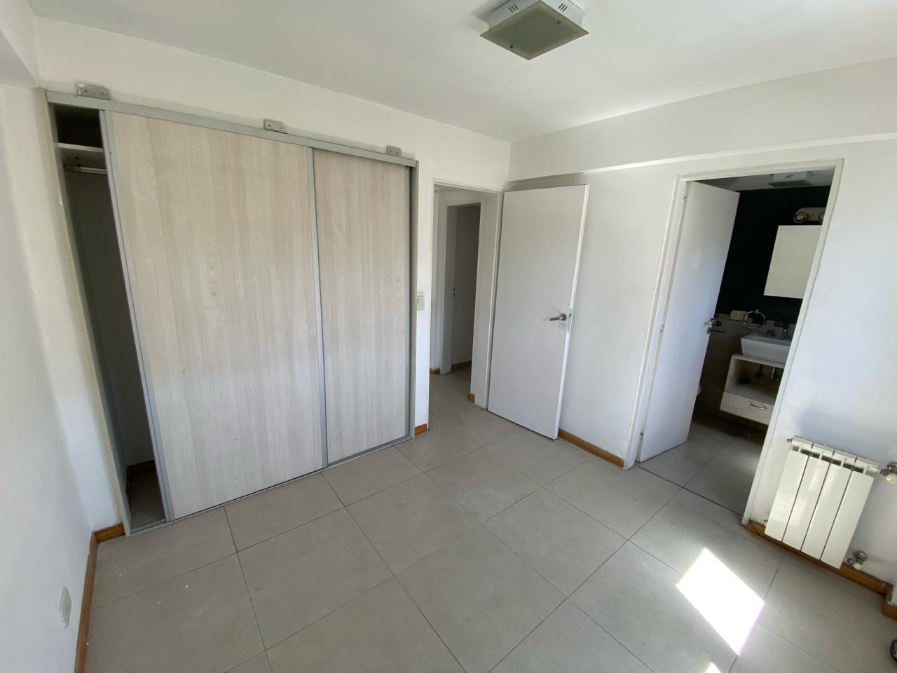Foto de Hermoso departamento Antártida Argentina 675, imagen 5