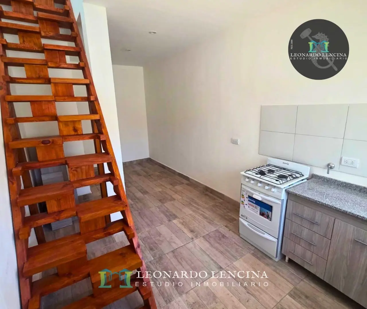 DEPARTAMENTO DUPLEX 3 AMB. - AL FRENTE - TODO RECICLADO 2