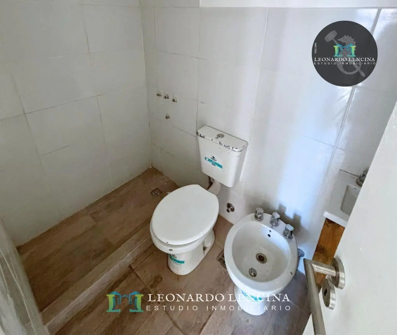 DEPARTAMENTO DUPLEX 2 AMB. - AL FRENTE - MUY LUMINOSO - TODO RECICLADO 4