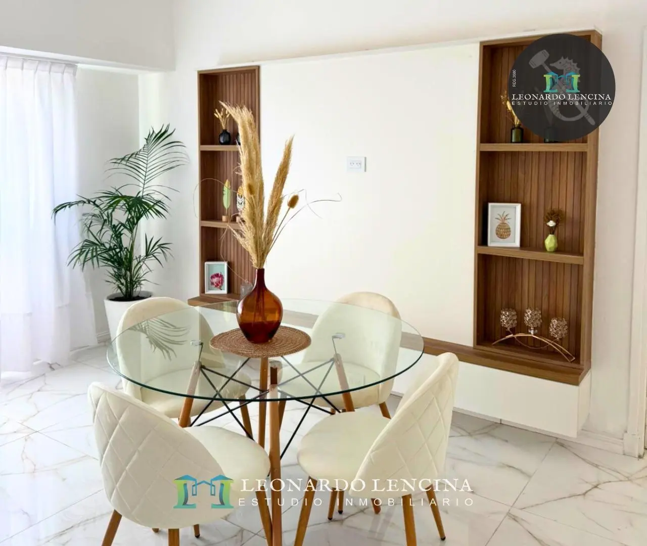 DEPARTAMENTO 3 AMBIENTES + ESCRITORIO - AL FRENTE - 2