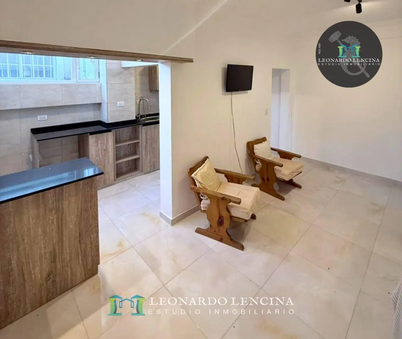 DEPARTAMENTO 2 AMBIENTES - AL FRENTE - EXCELENTE UBICACION 3