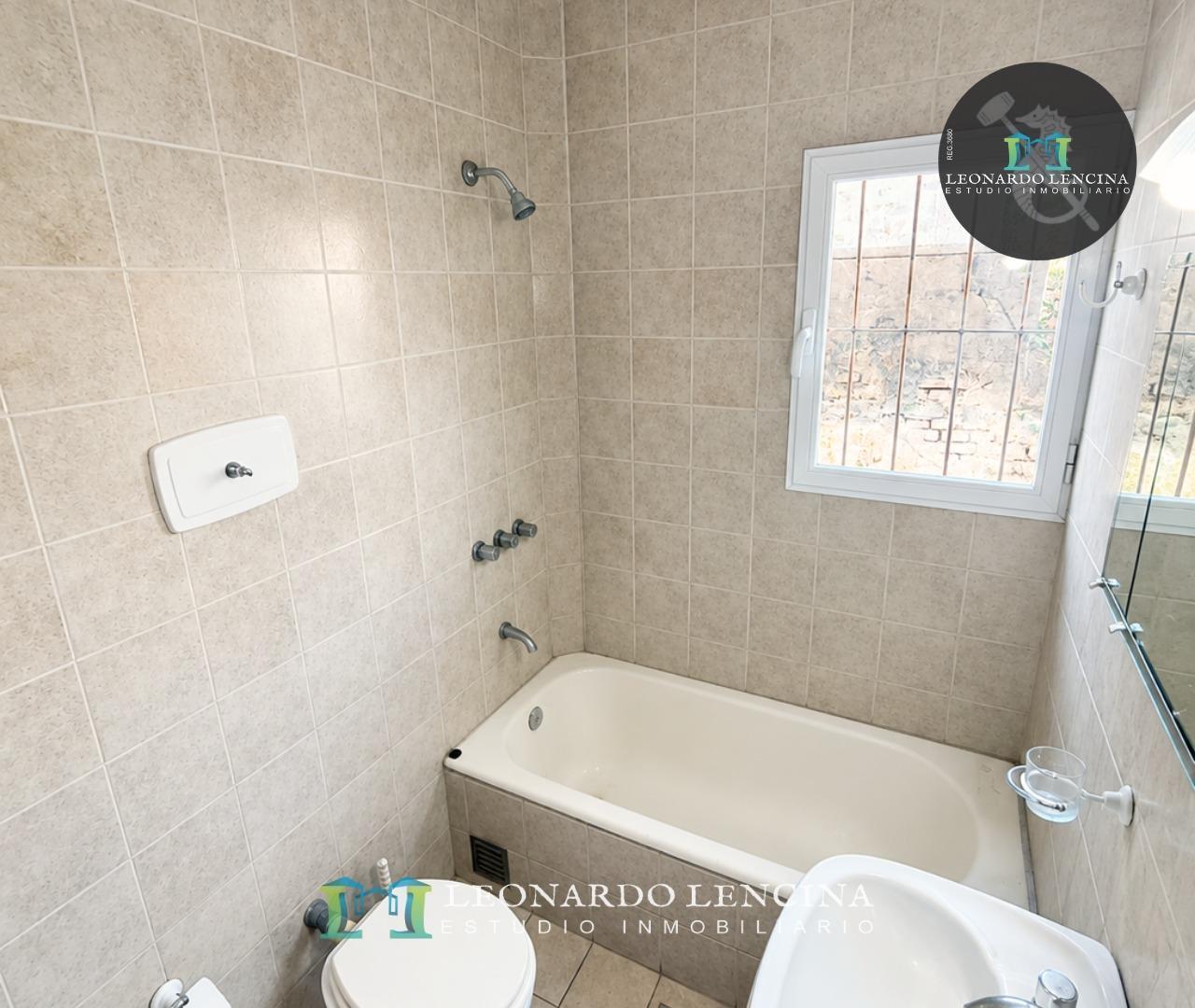 Foto de DEPARTAMENTO 2 AMBIENTES - AL FRENTE - EXCELENTE UBICACION, imagen 4