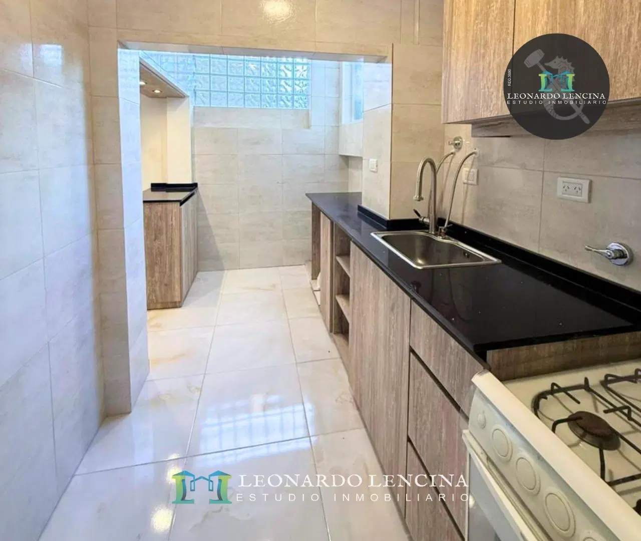 DEPARTAMENTO 2 AMBIENTES - AL FRENTE - EXCELENTE UBICACION 2
