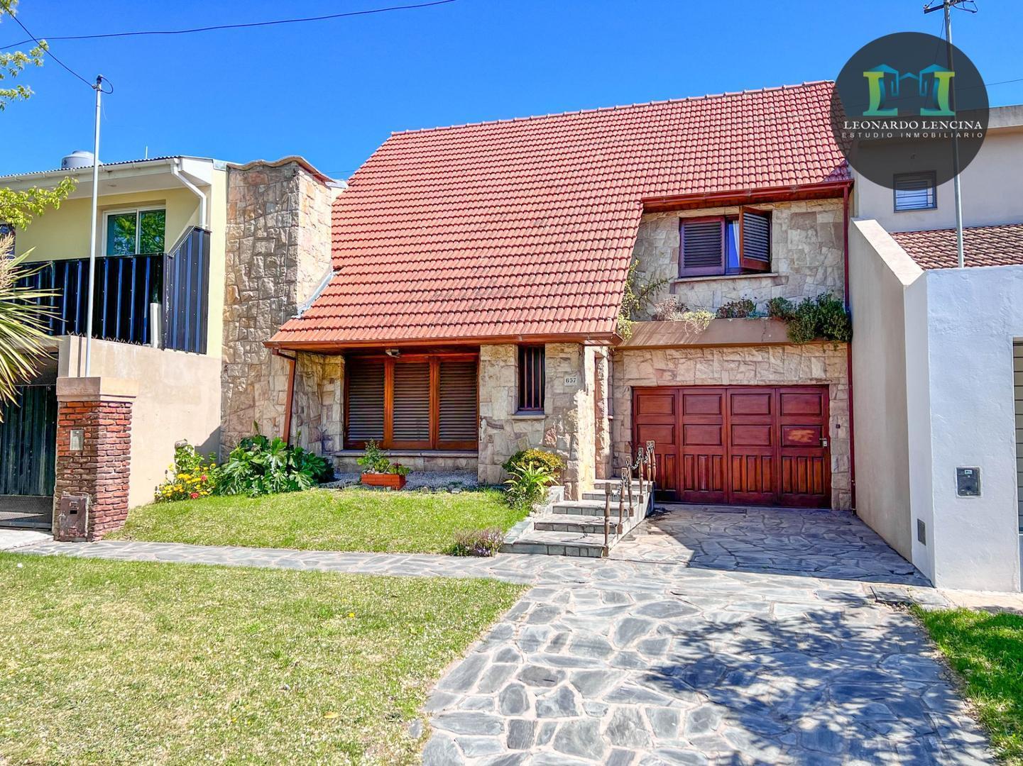 Foto de VENTA -CASA 5 AMB, imagen 1
