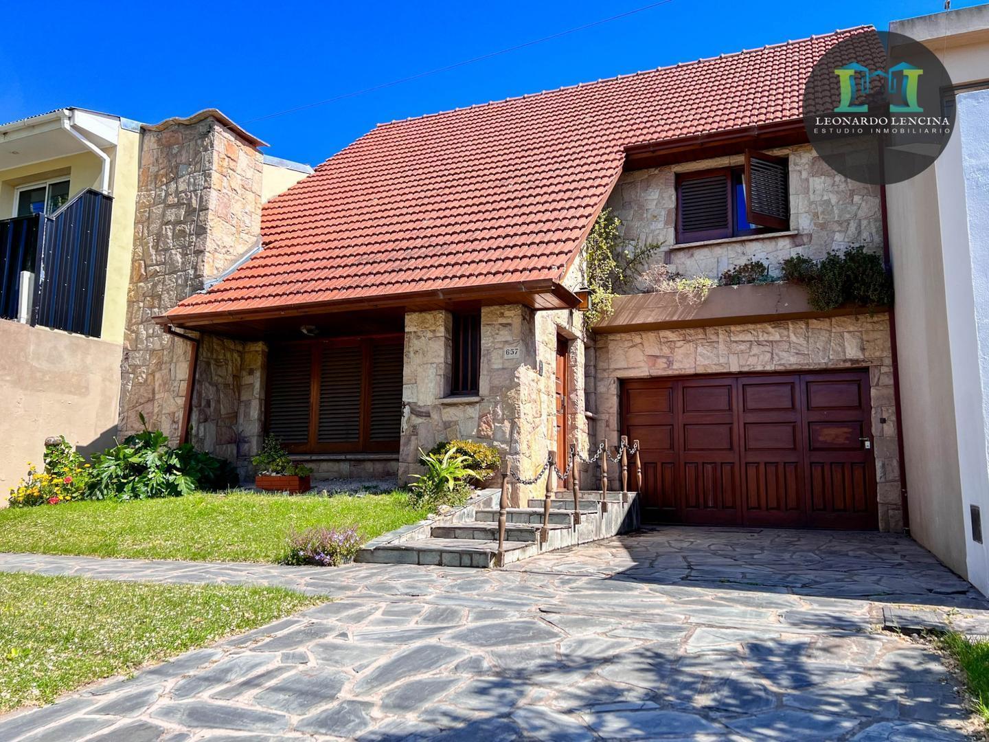 Foto de VENTA -CASA 5 AMB, imagen 3
