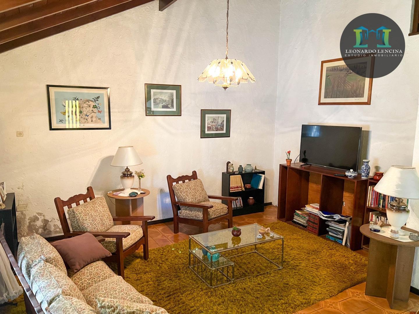 Foto de VENTA -CASA 5 AMB, imagen 2