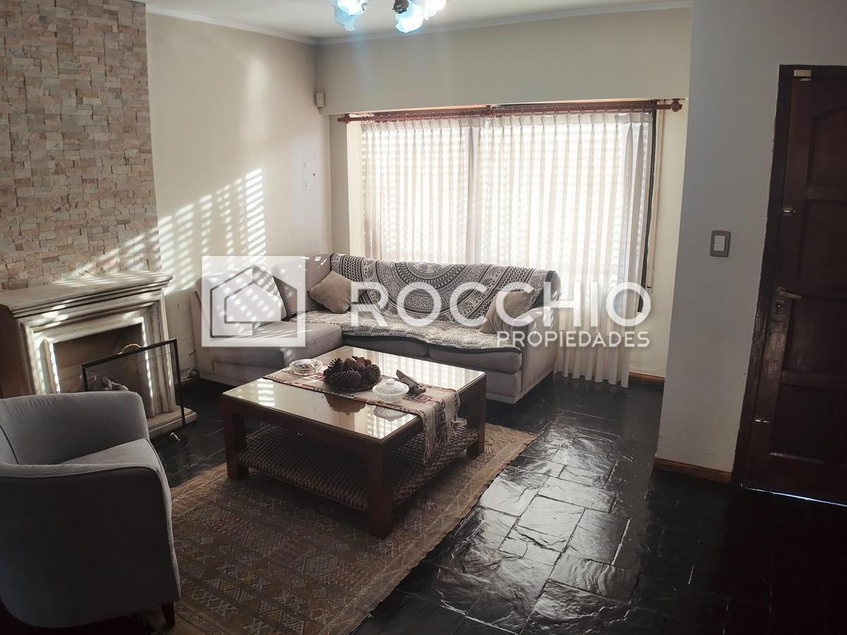 Casa en venta 5 ambientes Suarez