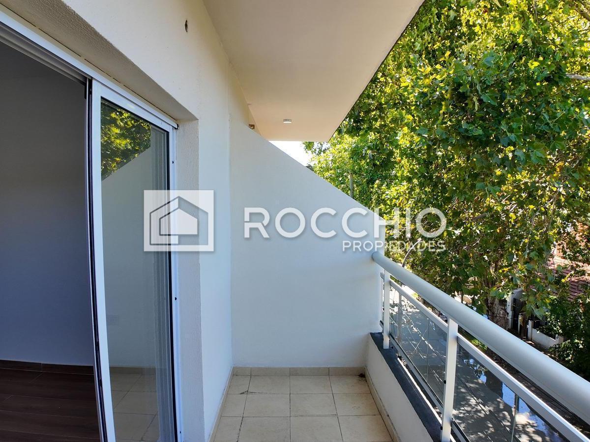 Departamento en Villa Ballester 4