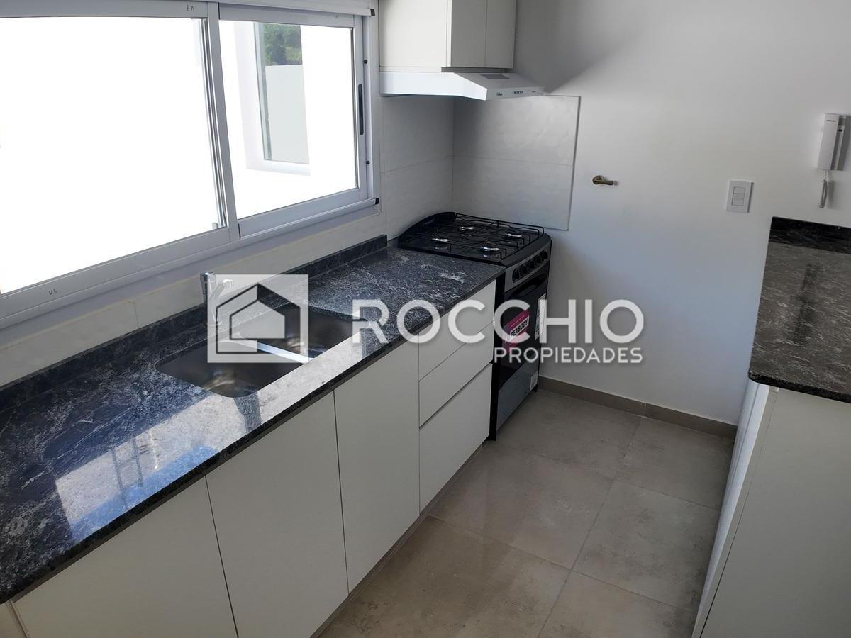 Departamento en Villa Ballester 5