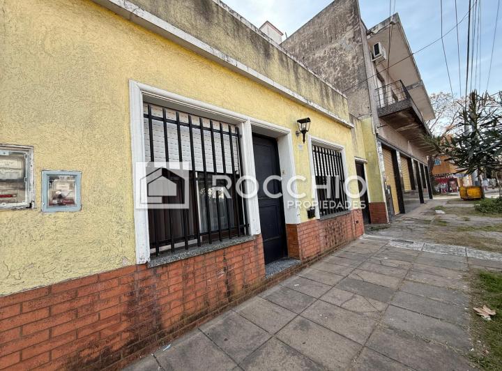 Casa en venta 4 ambientes Villa Maipu 2