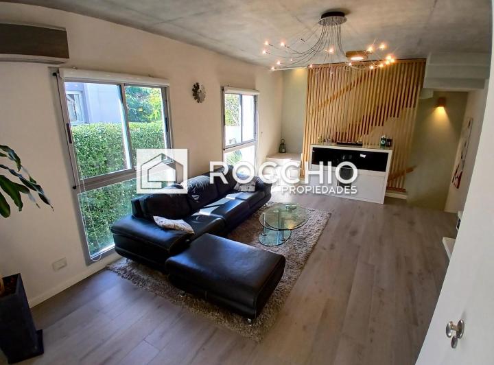 Venta triplex 3 ambientes . | GENERAL ROCA 3236