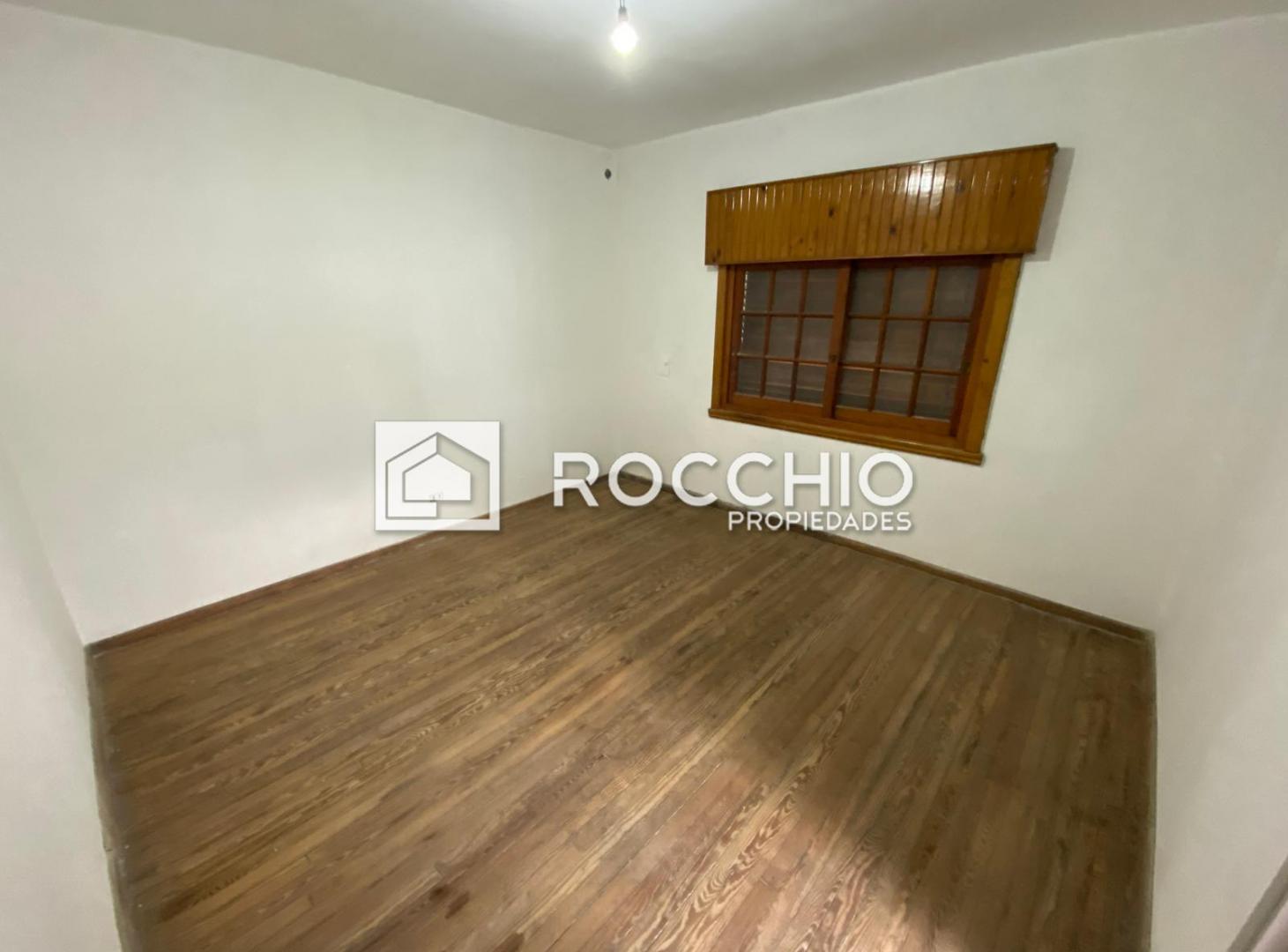 Casa en venta 6 ambientes J.L Suarez