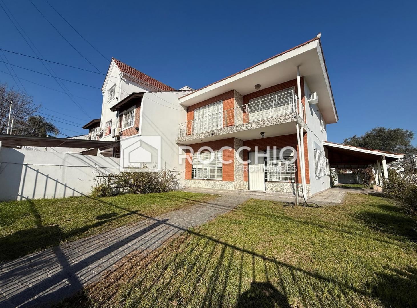 Casa en venta 5 ambientes J.L Suarez