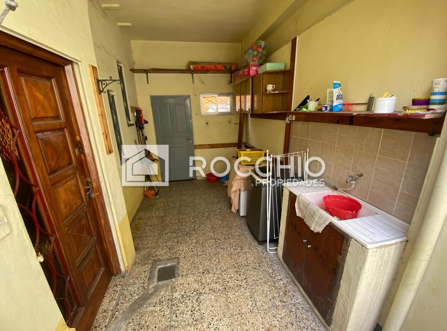 Casa en venta 3 ambientes J.L Suarez
